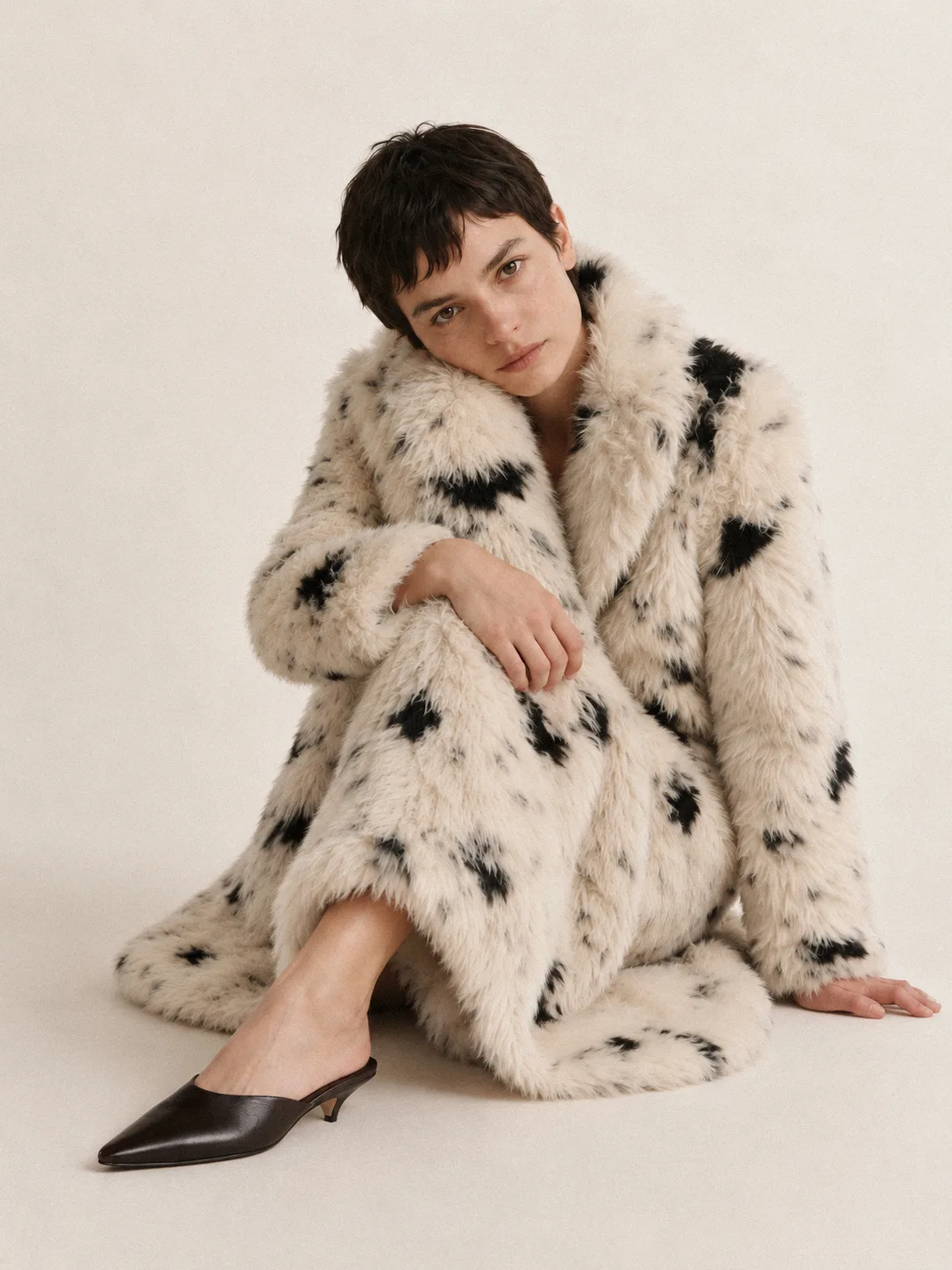 AI-generated fashion, studio